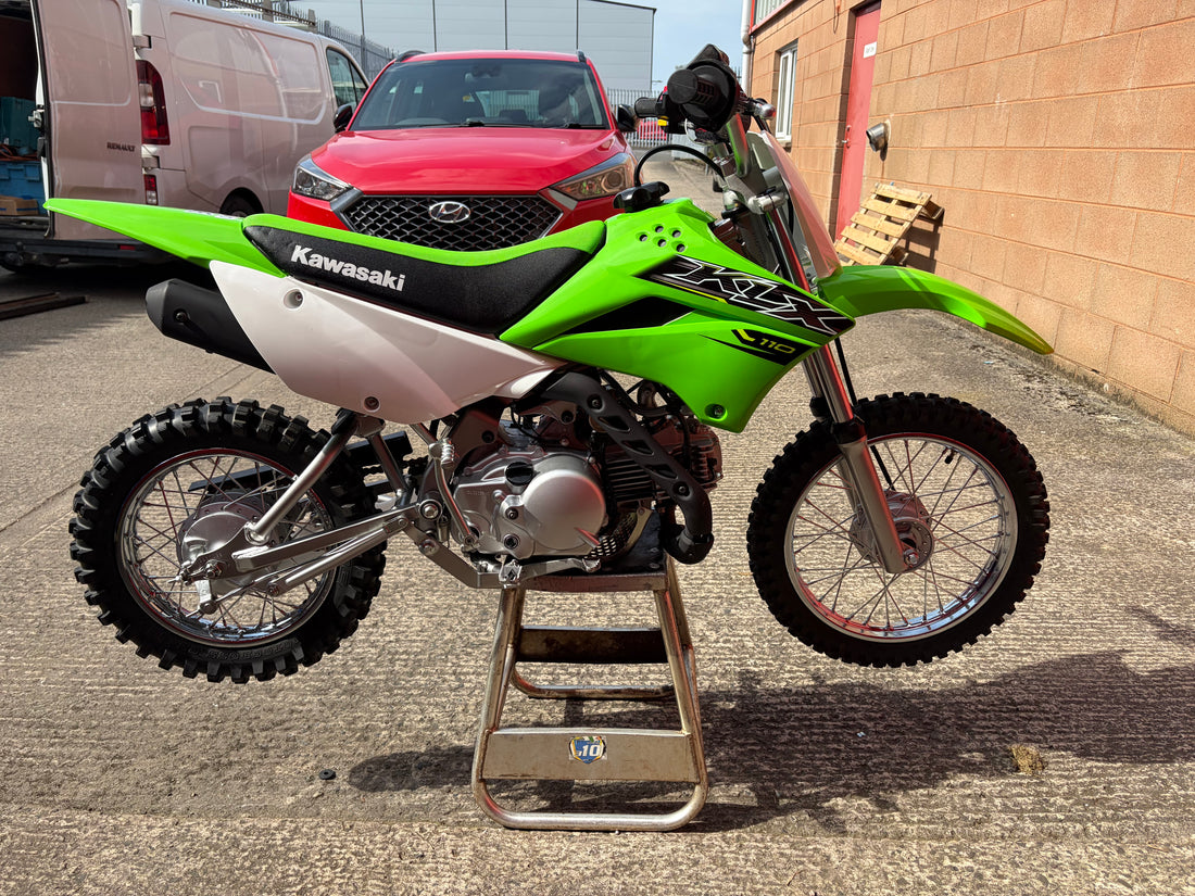 KAWASAKI KLX110 2023